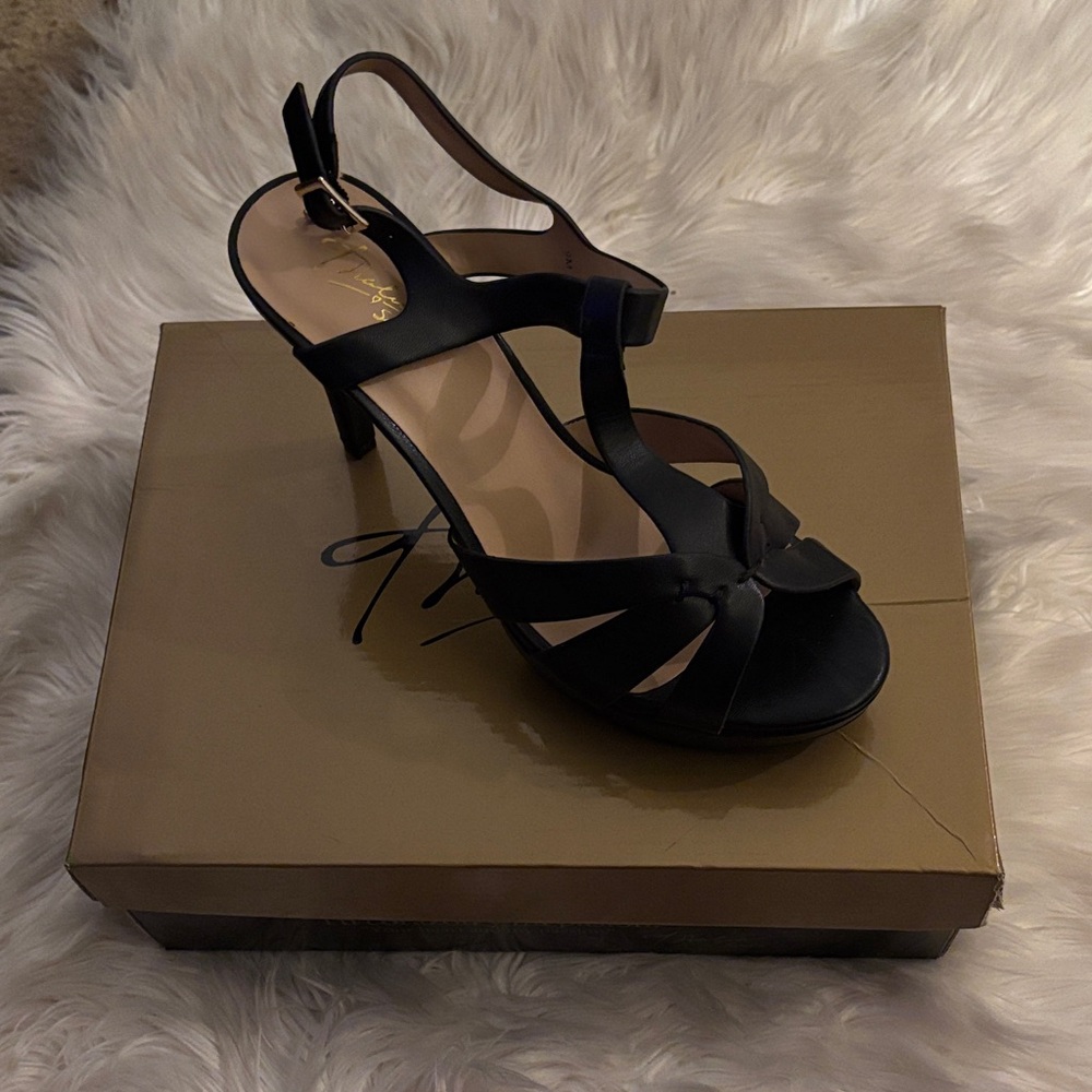 Elegant Black Women's Sandal